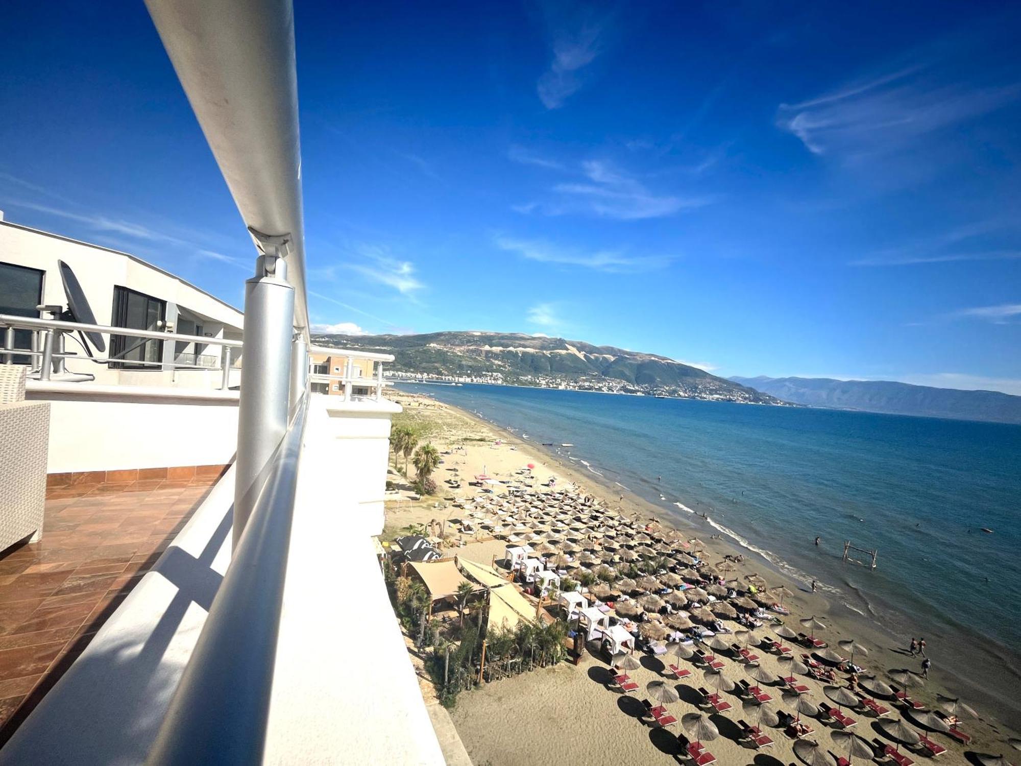 Sky & Sea Viewing Apartment Vlore Exterior photo